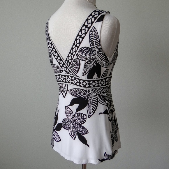 Cache Tank Top, New! - Picture 4 of 5